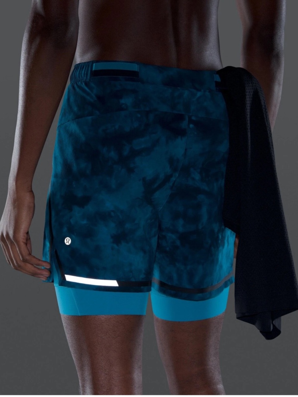 Lululemon Surge Shorts 6” Lined Men’s Small Stretch Wicking Run Phone Pocket
